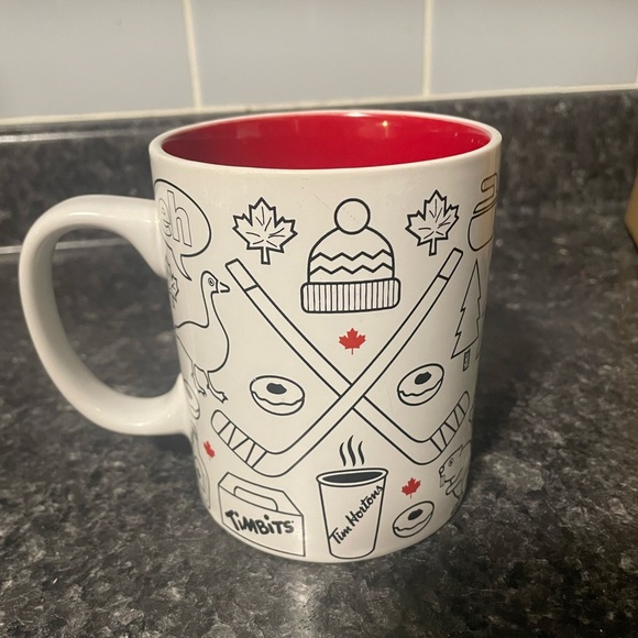 Tim Hortons Canada 150 Celebration Collectors Mug - Picture 2 of 4